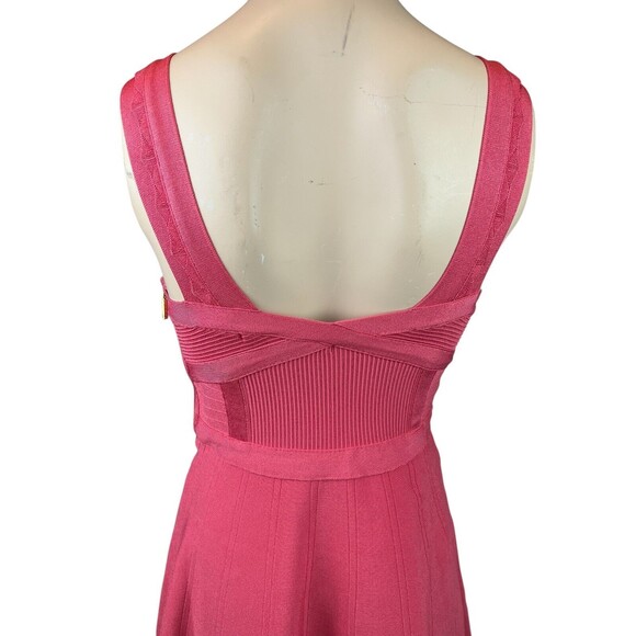 Guess Pink Stretch Knit Dress  Women's Size  M  Sleeveless Mini  Fit & Flare - Picture 4 of 8